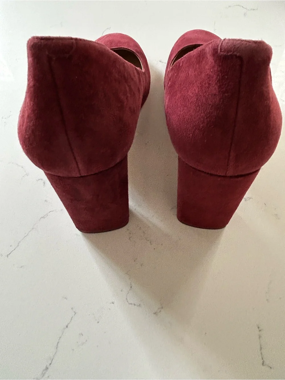 Tory Burch Elizabeth maroon heels/pumps size 9